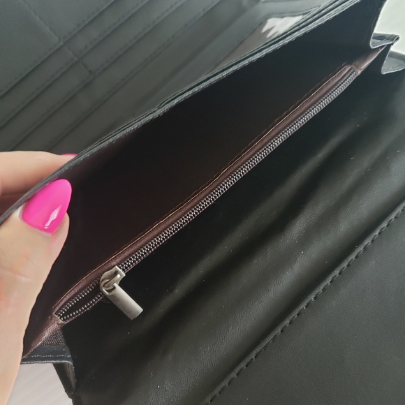 Geometric Pattern Wallet - Picture 2 of 6